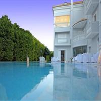 Villa in Greece, 1900 sq.m.