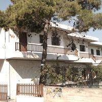 Бизнес-центр в Греции, 384 кв.м.