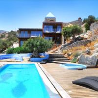 Villa in Greece, 300 sq.m.