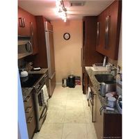 Апартаменты в США, Флорида, Бэл-Харбор, 99 кв.м.