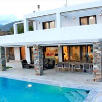 Villa in Greece, 475 sq.m.