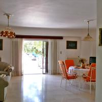 Business center in Greece, 800 sq.m.