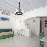 Бизнес-центр в Греции, 437 кв.м.