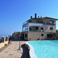 Villa in Greece, 500 sq.m.