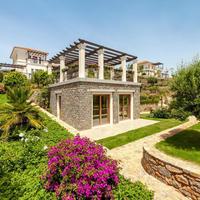 Villa in Greece, 597 sq.m.