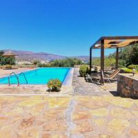 Villa in Greece, 380 sq.m.