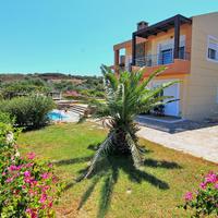 Villa in Greece, 380 sq.m.