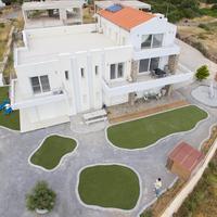 Villa in Greece, 570 sq.m.