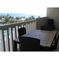 Apartment in the USA, Florida, Bal Harbour, 130 sq.m.