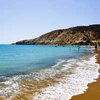 Бизнес-центр на Кипре, 1500 кв.м.