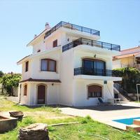 Villa in Greece, 400 sq.m.