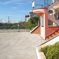 Бизнес-центр в Греции, 1048 кв.м.