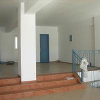 Бизнес-центр в Греции, 1048 кв.м.