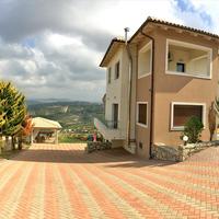 Villa in Greece, 360 sq.m.