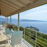 Villa in Greece, 300 sq.m.