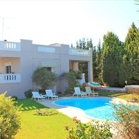 Villa in Greece, 380 sq.m.