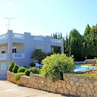 Villa in Greece, 380 sq.m.