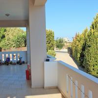 Villa in Greece, 380 sq.m.