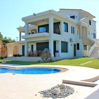 Villa in Greece, 650 sq.m.