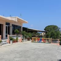 Бизнес-центр в Греции, 1800 кв.м.