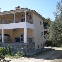 Villa in Greece, 300 sq.m.