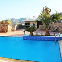 Villa in Greece, 300 sq.m.