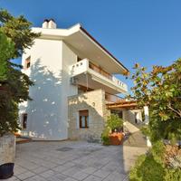 Villa in Greece, 300 sq.m.