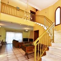 Villa in Greece, 300 sq.m.