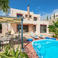 Villa in Greece, 200 sq.m.