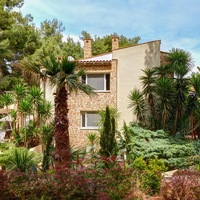 Villa in Greece, 1000 sq.m.