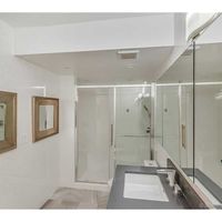 Апартаменты в США, Флорида, Бэл-Харбор, 130 кв.м.