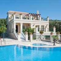 Villa in Greece, 445 sq.m.