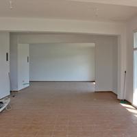 Бизнес-центр в Греции, 300 кв.м.