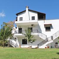Villa in Greece, 350 sq.m.