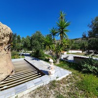 Бизнес-центр в Греции, 300 кв.м.