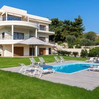 Villa in Greece, 600 sq.m.