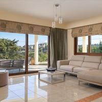 Villa in Greece, 600 sq.m.