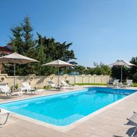 Villa in Greece, 600 sq.m.