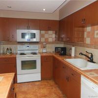 Apartment in the USA, Massachusetts, Surfside, 161 sq.m.