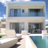 Villa in Republic of Cyprus, 351 sq.m.