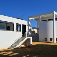 Бизнес-центр в Греции, 707 кв.м.