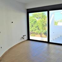 Бизнес-центр в Греции, 707 кв.м.