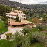 Вилла в Греции, 910 кв.м.