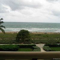 Apartment in the USA, Massachusetts, Surfside, 146 sq.m.