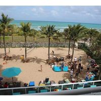 Apartment in the USA, Massachusetts, Surfside, 116 sq.m.