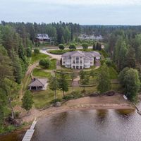 House in Finland, 500 sq.m.