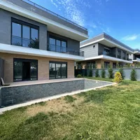 Villa in Turkey, Istanbul, 305 sq.m.