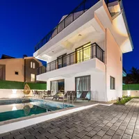 Вилла в Турции, Villa, 185 кв.м.
