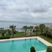 Apartment in Turkey, Istanbul, 180 sq.m.