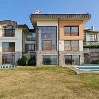 Villa in Turkey, Istanbul, 650 sq.m.